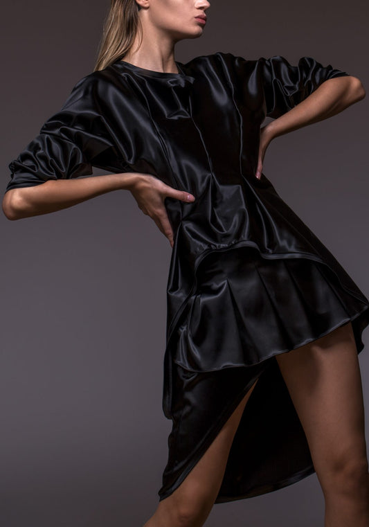 Меет "Black Lisa" - the black dress that is a must in every lady's wardrobe