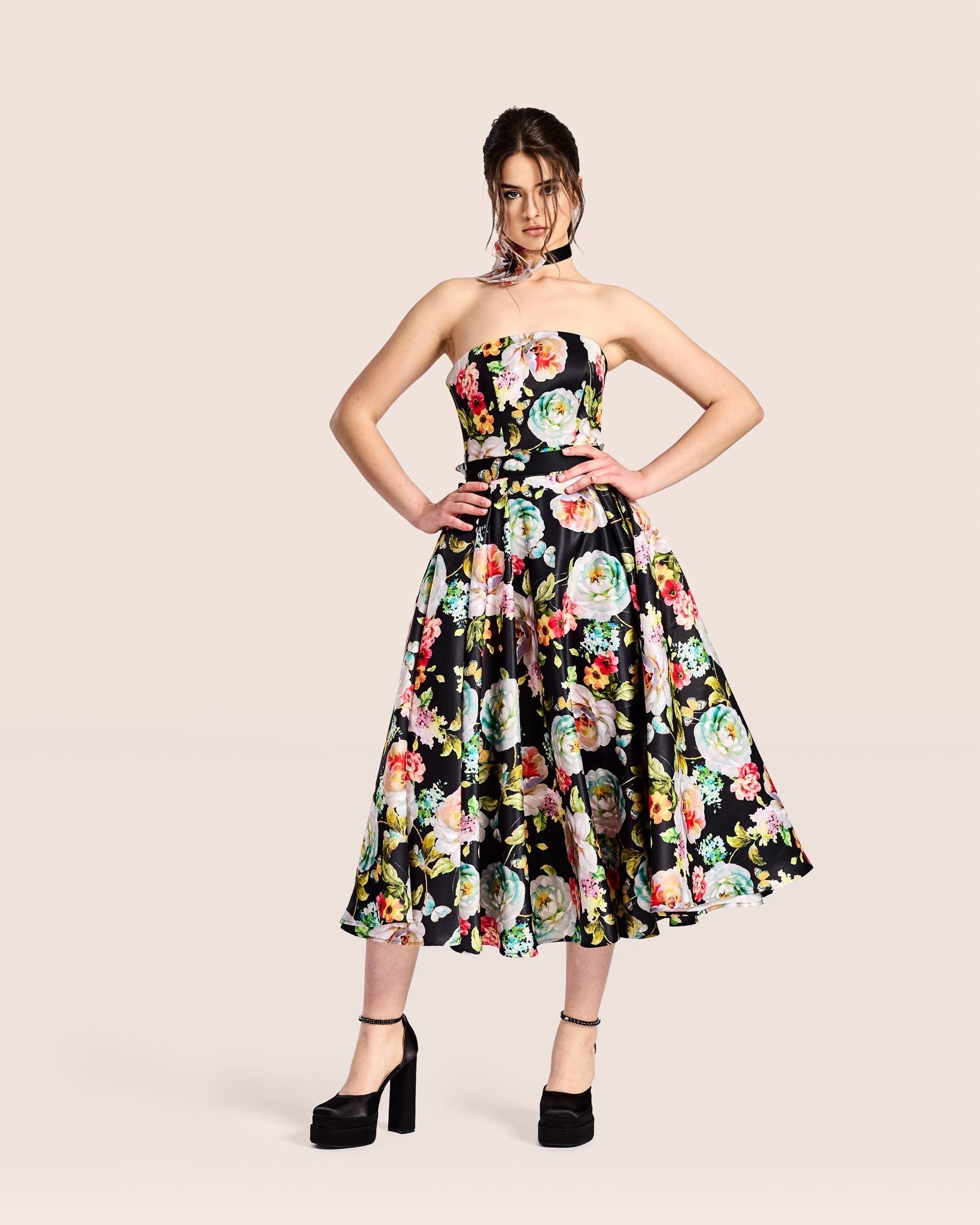 blossom tapestry black midi dress Farm Rio
