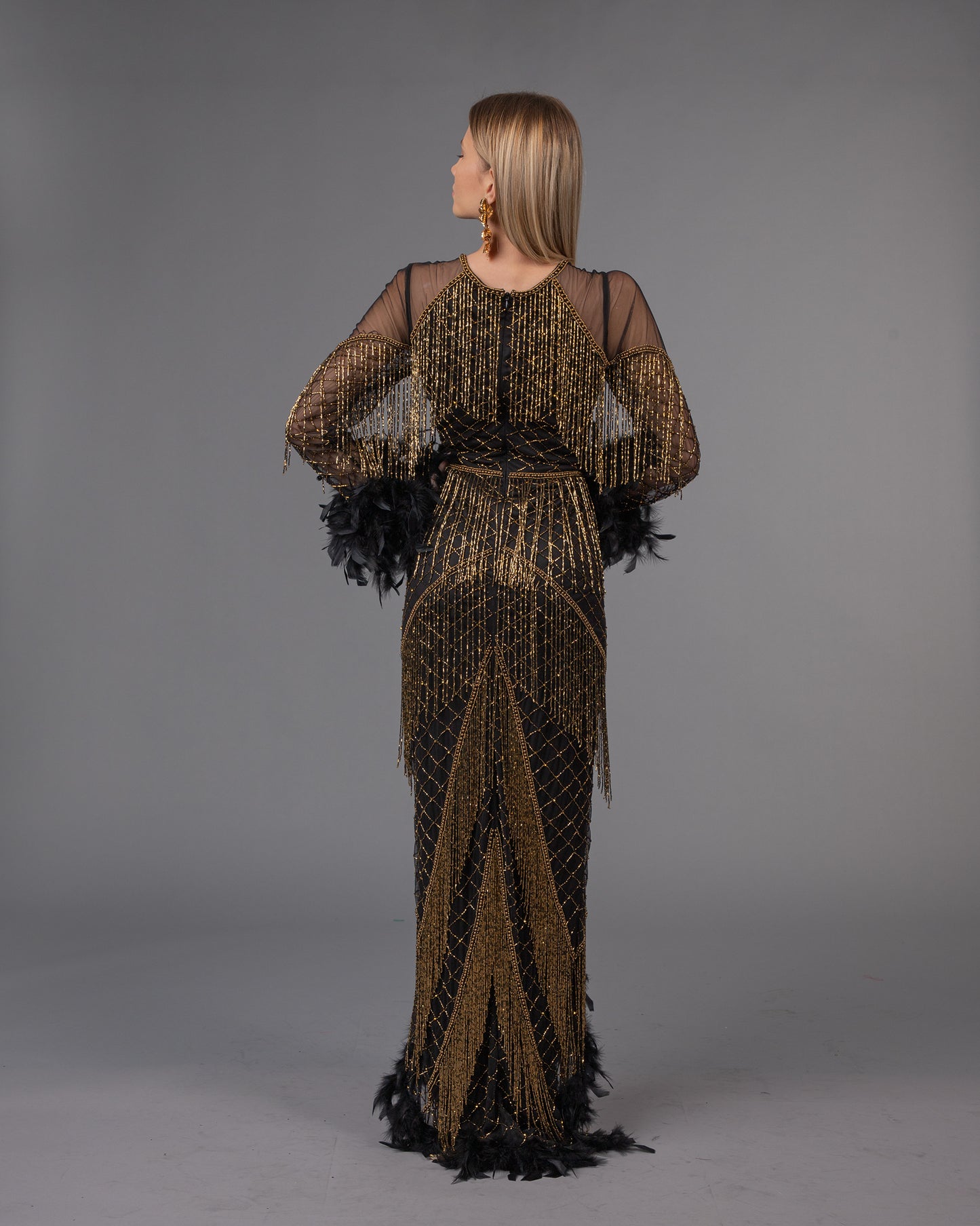 Golden Lattice Elegance