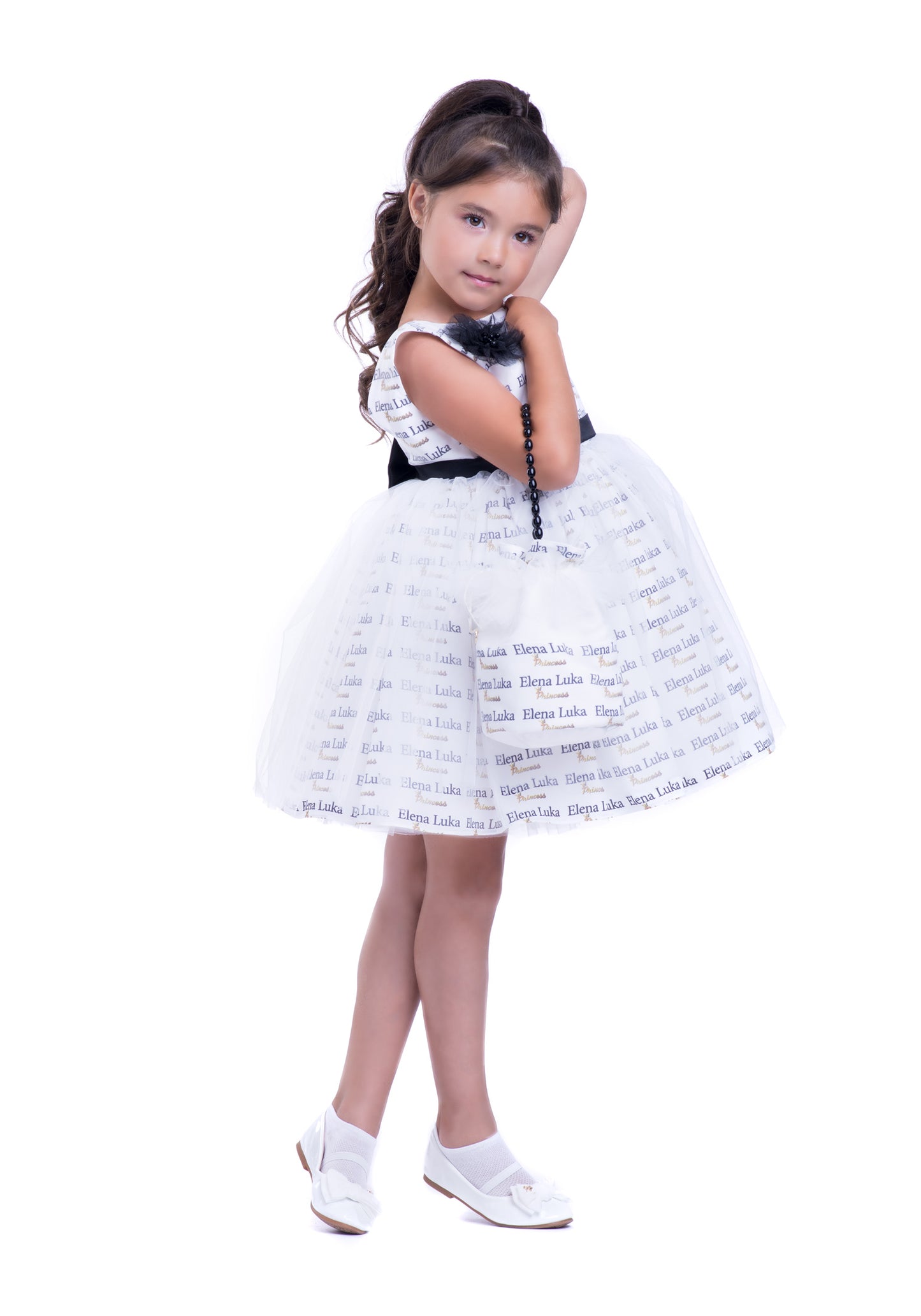 Свечен фустан на принцезата Елена Лука