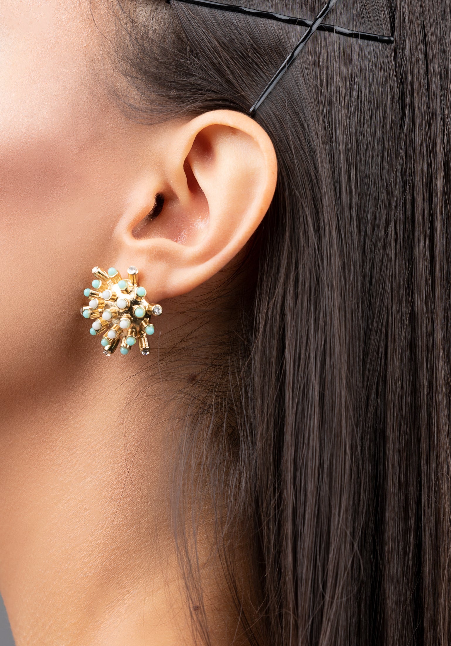 Lady Ear Rings ОБЕТКИ КОИ СЕКОЈА МОДЕРЕНА ДАМА МОРА ДА ГИ ПОСЕДУВА – ELENA LUKA