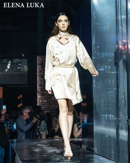 Фустан од сатенска кошула