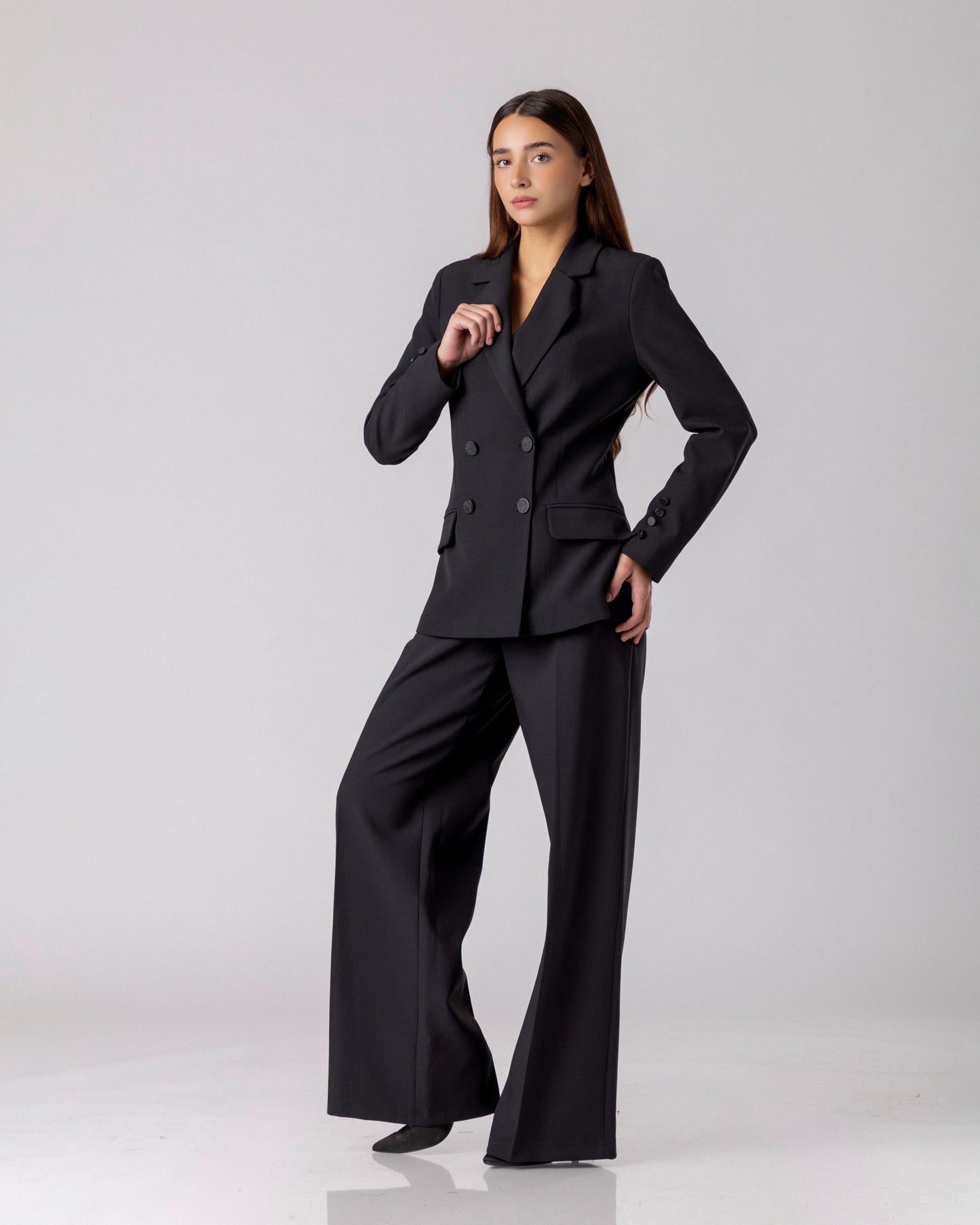 Veltris Two-Piece Set