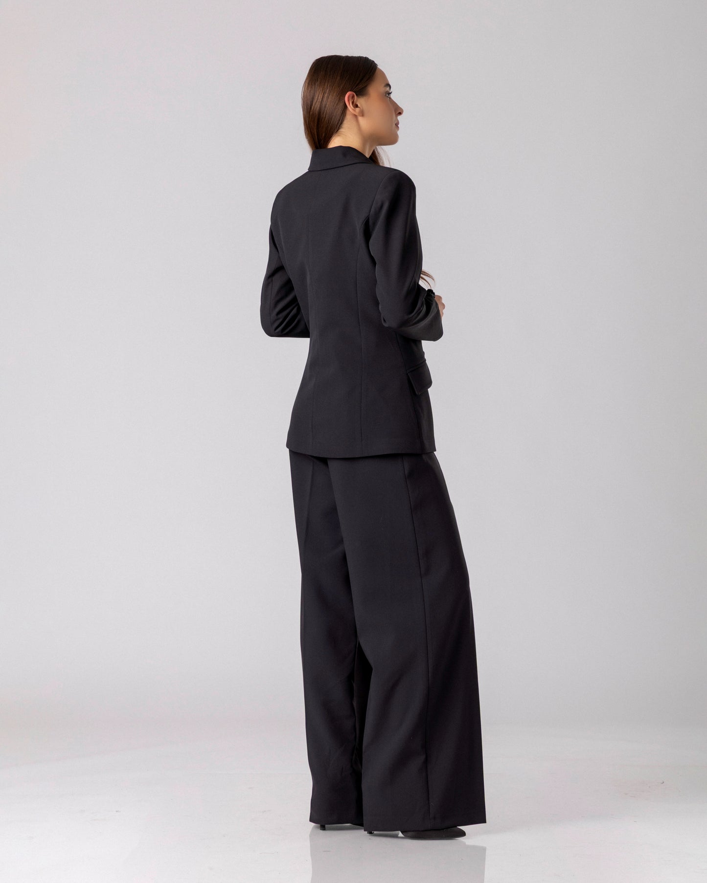 Veltris Two-Piece Set