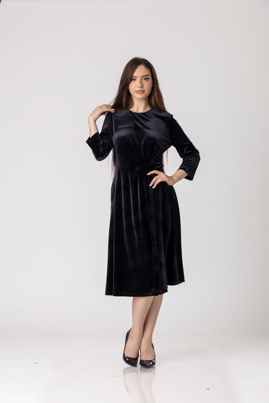 Kaven Velvet Midi Dress