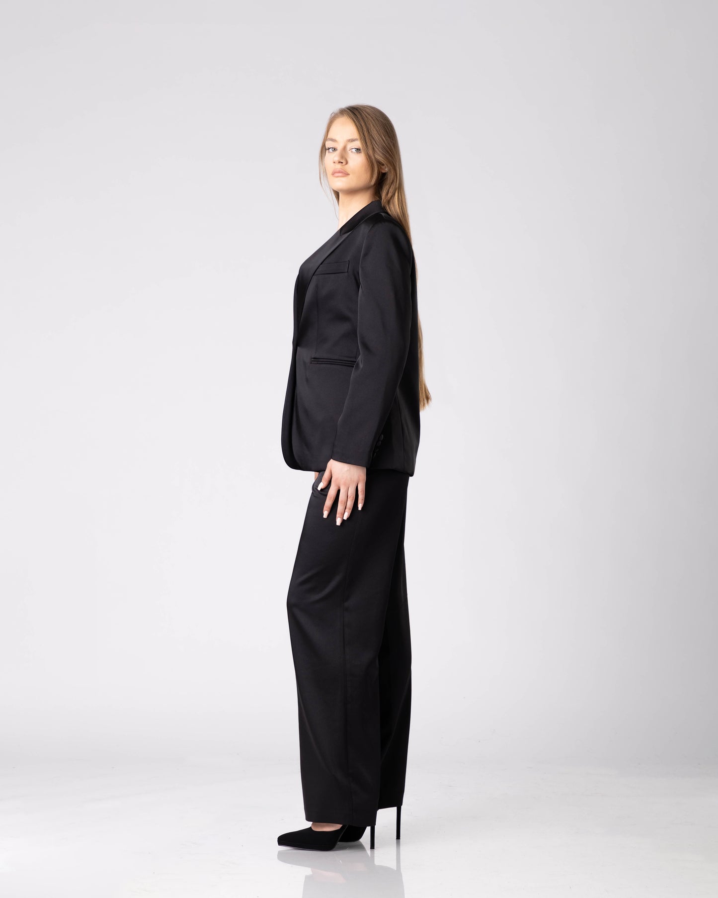 Aurexis Two-Piece Set