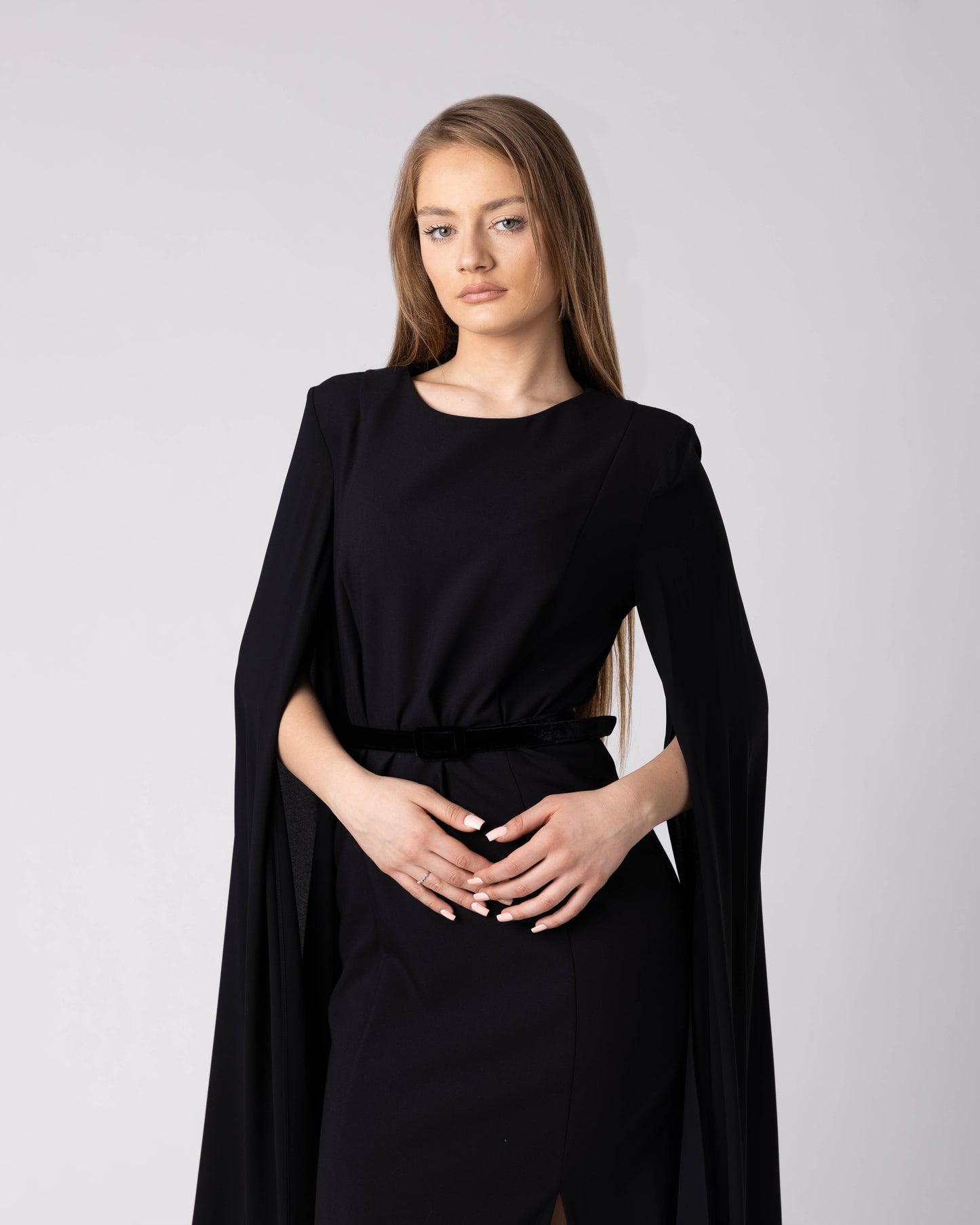 Zoryn Cape-Sleeve Midi Dress