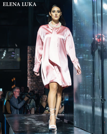 Фустан од сатенска кошула