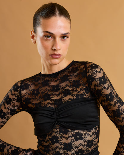 Veluna Blouse