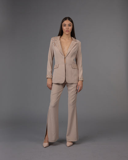 Ансамблот Аурелија бисер 