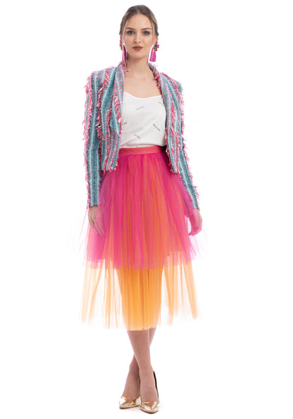 Исечен Bouclé Blazer и асиметрично здолниште од тул