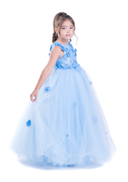 Син фустан од Пепелашка