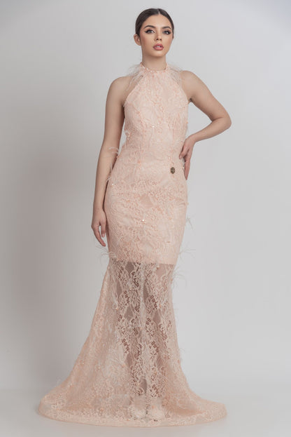 Долг фустан од чипка