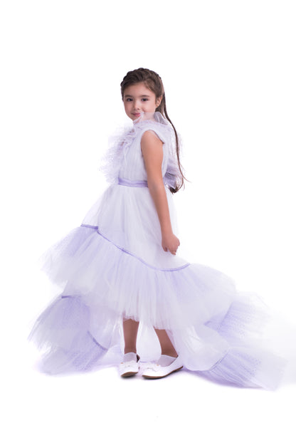 Виолетова облека