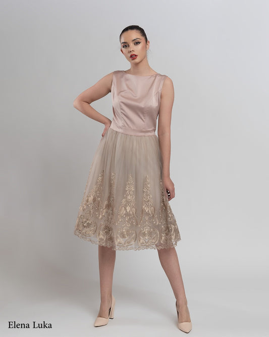 Romantic prom dress