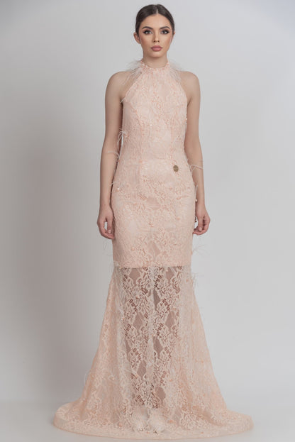 Долг фустан од чипка