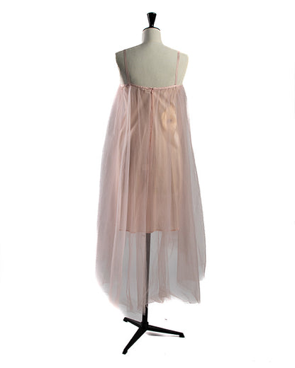 Нежен фустан