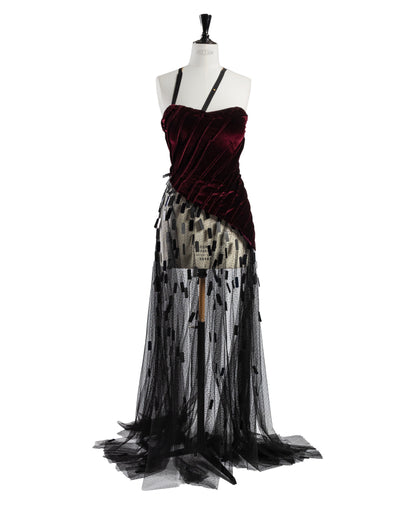 Фустан од кадифе