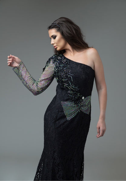 Црн луксузен фустан