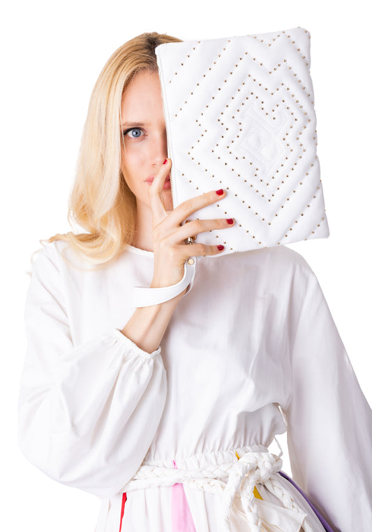 PursEL White