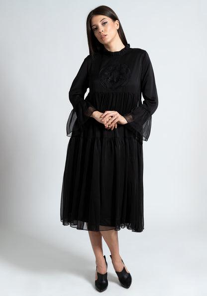 Извезен долг црн фустан