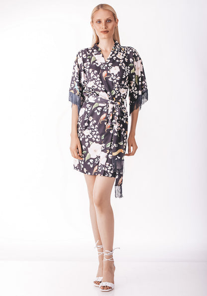 Обвивка фустан