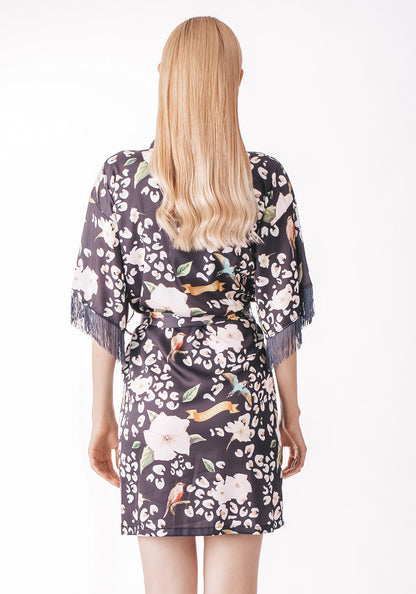 Обвивка фустан