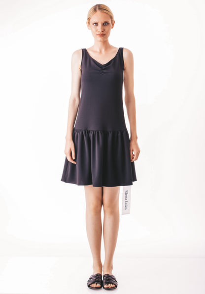 Брендиран тениски фустан