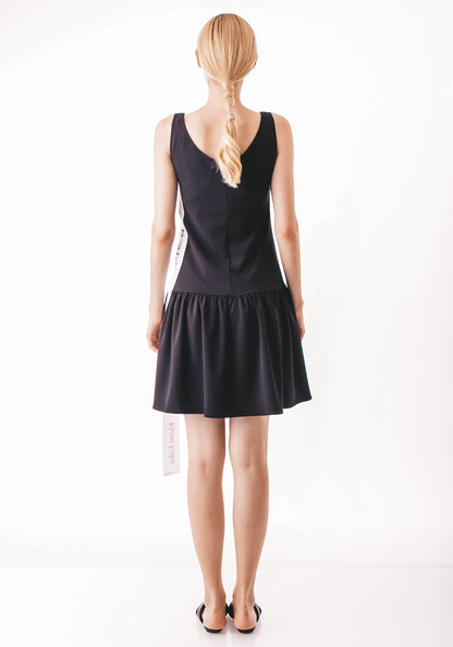 Брендиран тениски фустан