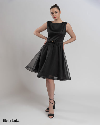 Црн матурски фустан